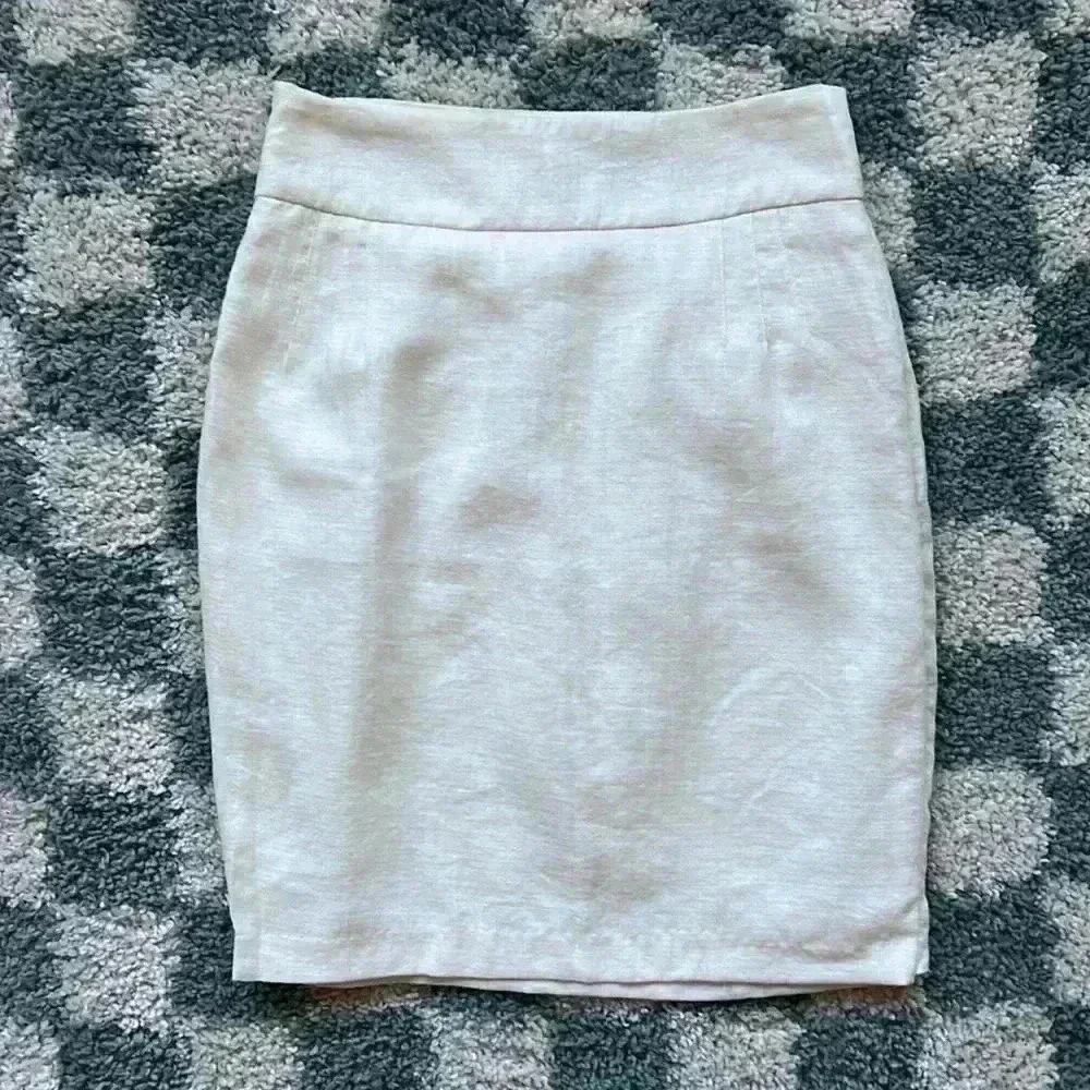 Aryn K Pencil Skirt - Size M - Picture 3 of 3